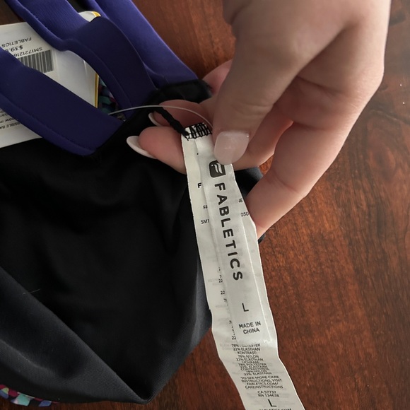 Fabletics Krista Reversible Bandeau Swim Top Wonderweave Print/Ink/Black - Picture 5 of 8